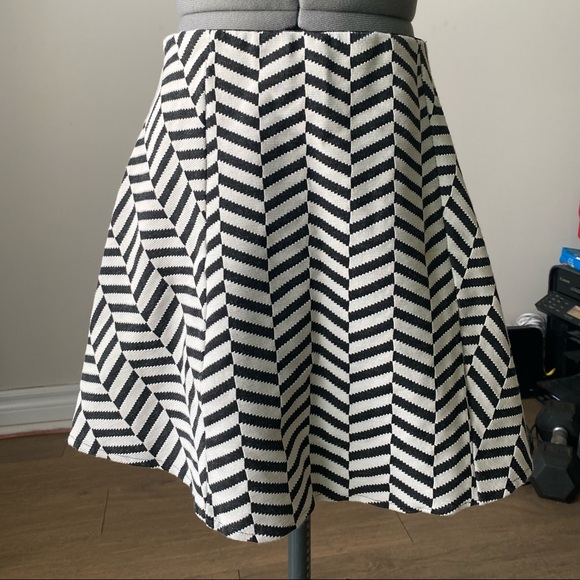 Zara mod style bandage Skirt - Picture 1 of 7